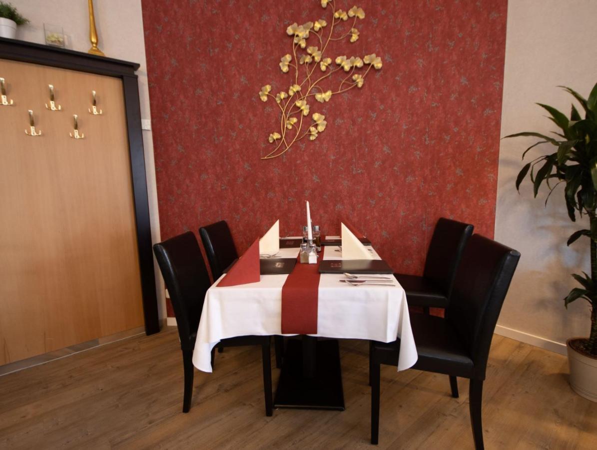 Check Inn Hotel Merseburg Exterior photo